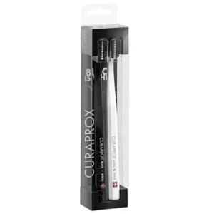 Curaprox Black is White DUO CS 8760 Четка за зъби с активен въглен за нежно избелване, 2 бр. опаковка